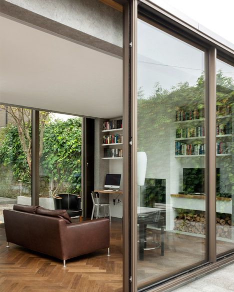 GKMP Architects completes a glazed extension in Dublin